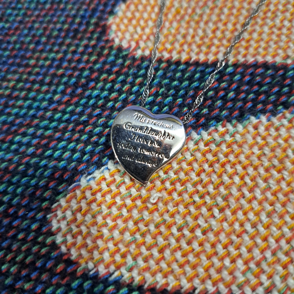 🌈SILVER REVERSIBLE HEART PENDANT NECKLACE